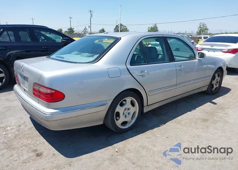 2001 Mercedes-Benz E 430 z USA, uszkodzony, nr VIN WDBJF70J91X061732